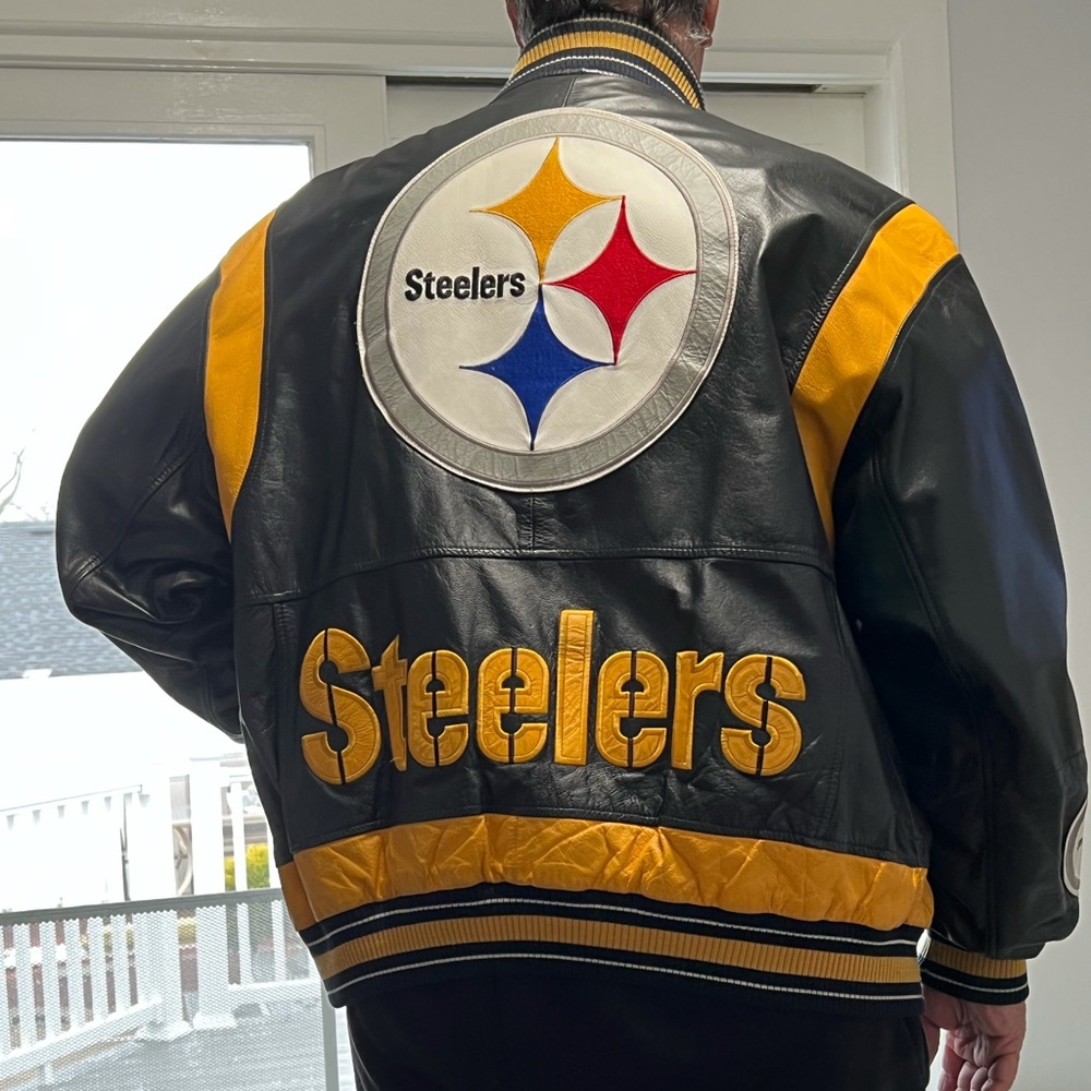 Men’s genuine leather nfl Pittsburg Steelers leather jacket size XL